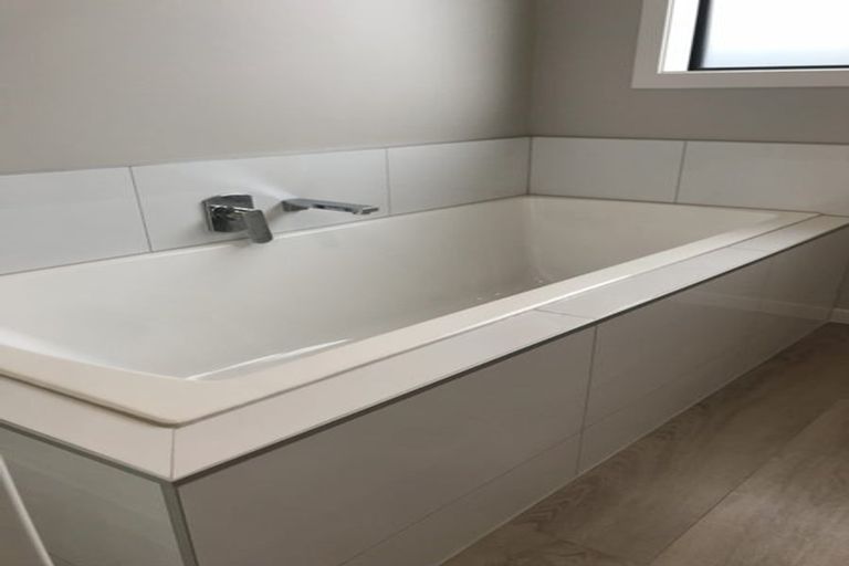 Photo of property in 12a Haydon Street, Roslyn, Palmerston North, 4414