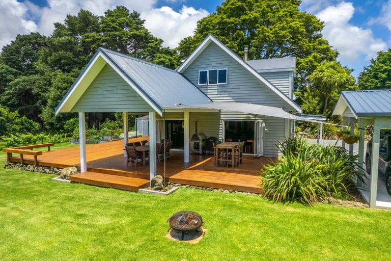 Photo of property in 141 Tauraroa Road, Maungakaramea, Whangarei, 0178