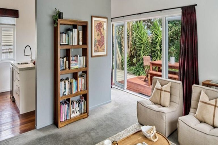 Photo of property in 62 Heretaunga Street, Petone, Lower Hutt, 5012