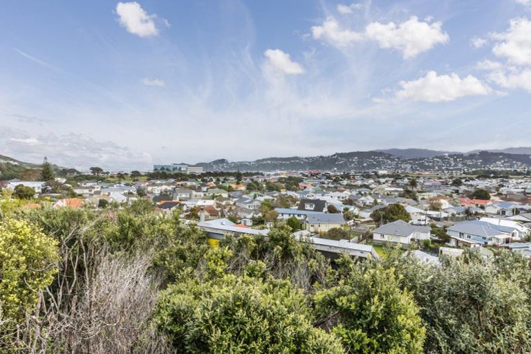 Photo of property in 11 Madison Place, Miramar, Wellington, 6022