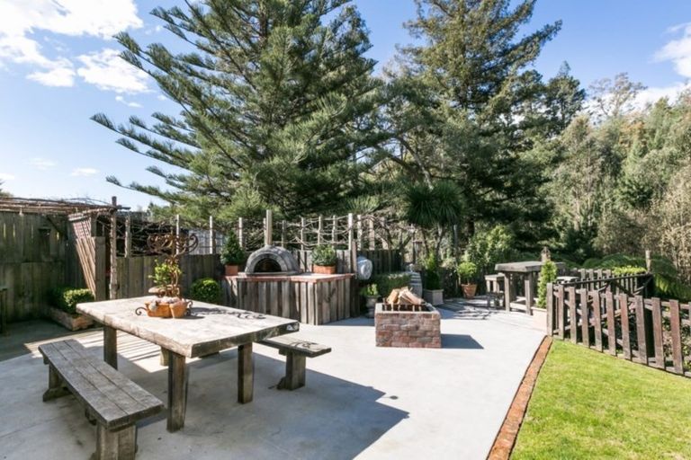 Photo of property in 15 Tokomaru Drive, Havelock North, 4130