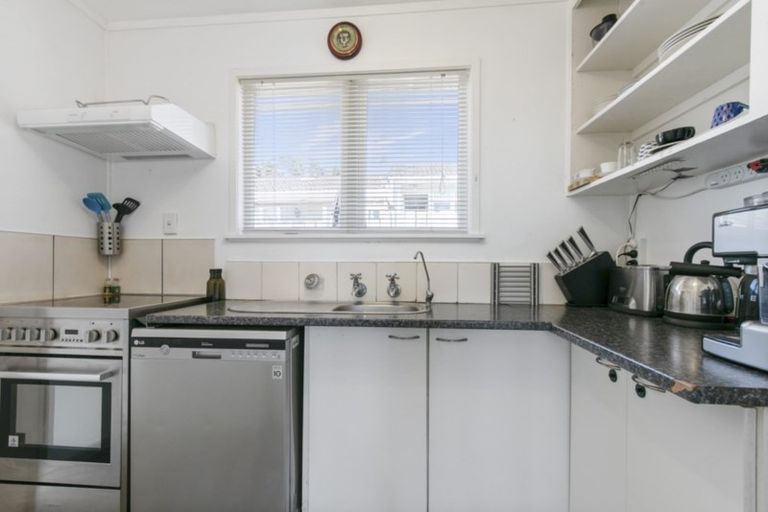 Photo of property in 3/11 Ridgemount Rise, Mangere Bridge, Auckland, 2022