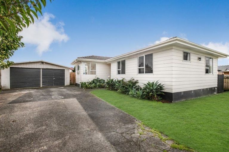 Photo of property in 44 Sunlands Drive, Manurewa, Auckland, 2102