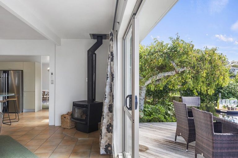 Photo of property in 825 Beach Road, Browns Bay, Auckland, 0630
