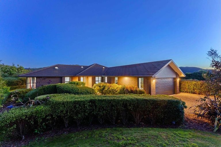 Photo of property in 9 Angus Way, Nikau Valley, Paraparaumu, 5032