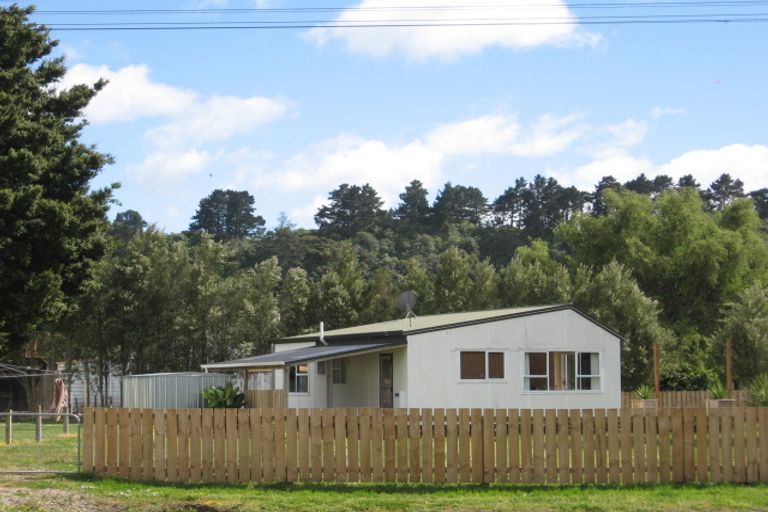 Photo of property in 41 Solander Street, Tolaga Bay, 4077