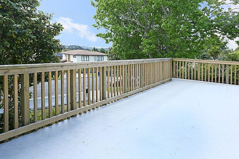 Photo of property in 122 Sturges Road, Henderson, Auckland, 0612