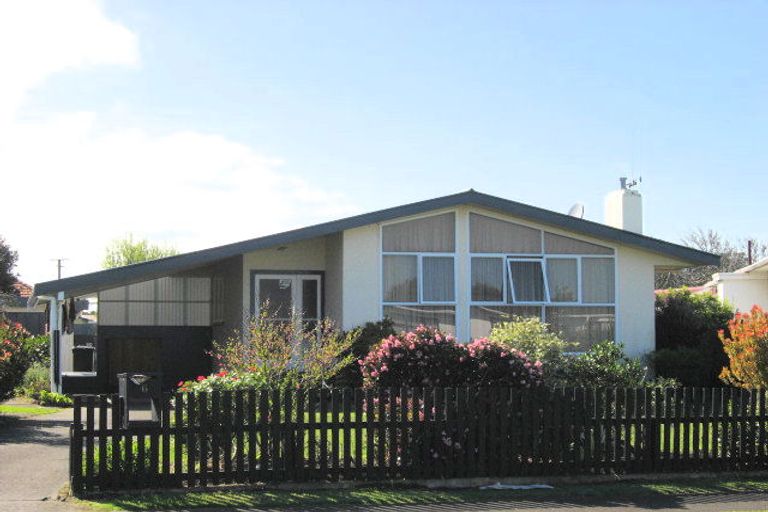 Photo of property in 6 Tawhero Street, Gonville, Whanganui, 4501