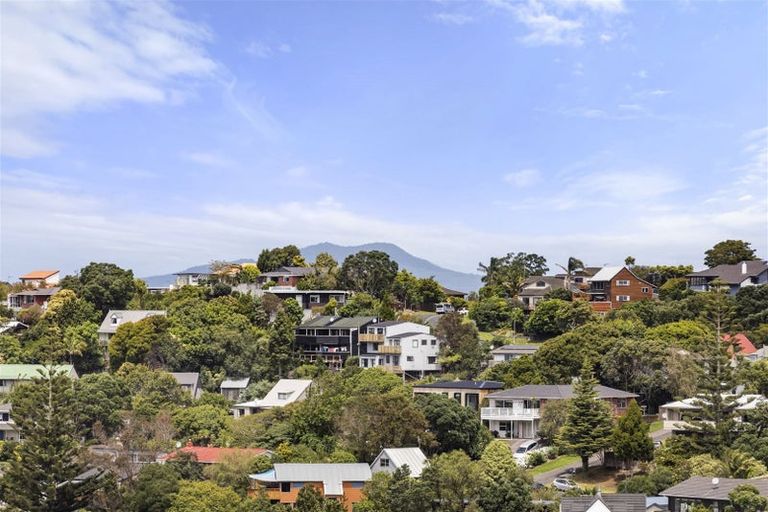 Photo of property in 5b Reynolds Place, Torbay, Auckland, 0630