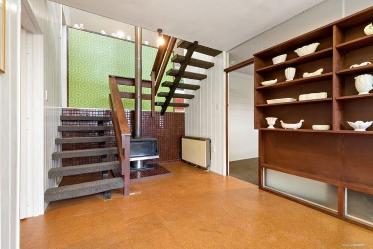 Photo of property in 81 Chamberlain Road, Karori, Wellington, 6012