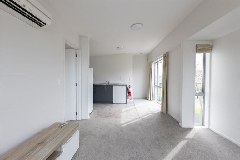 Photo of property in 8a Rotherham Street, Riccarton, Christchurch, 8041