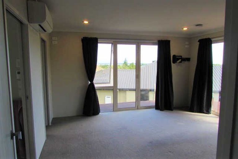 Photo of property in 52 Ngawhatu Road, Stoke, Nelson, 7011