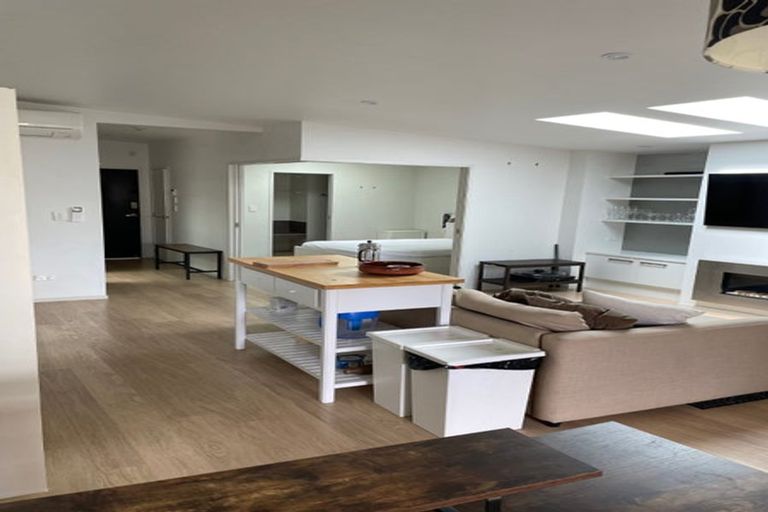 Photo of property in 3/10 Victoria Street, Pukekohe, 2120