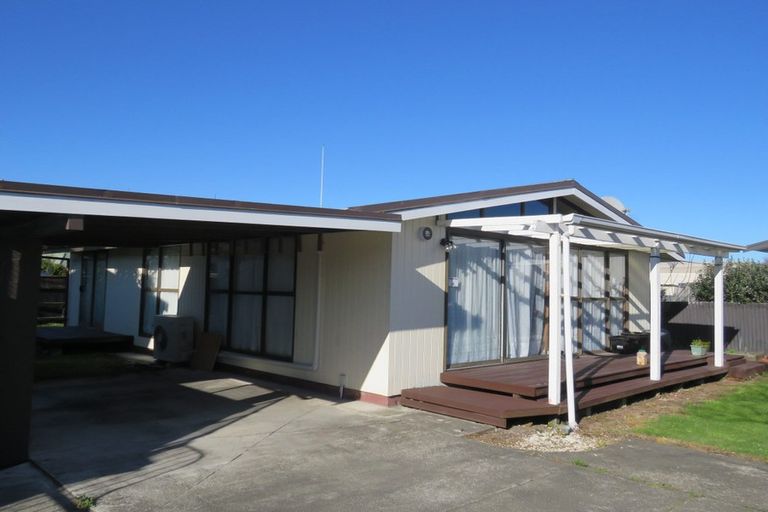 Photo of property in 2/412 Gloucester Street, Taradale, Napier, 4112