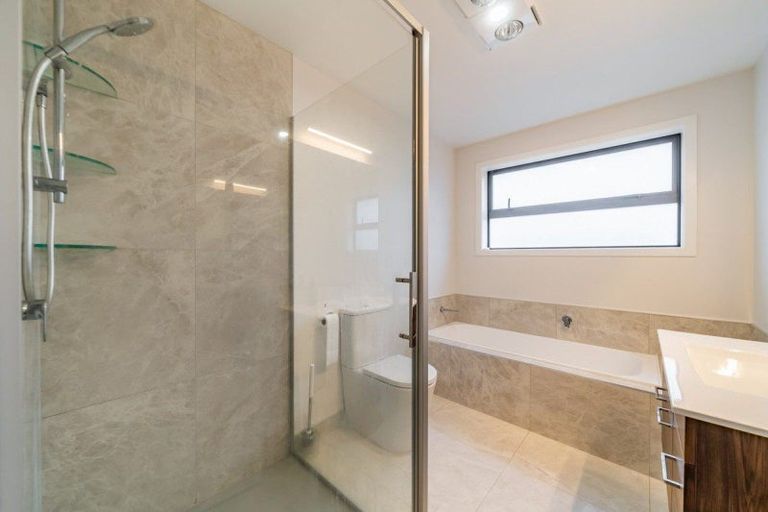 Photo of property in 126 Silverstream Road, Crofton Downs, Wellington, 6035