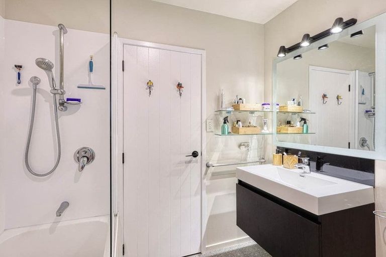 Photo of property in 16 Longview Street, Mangawhai, 0505