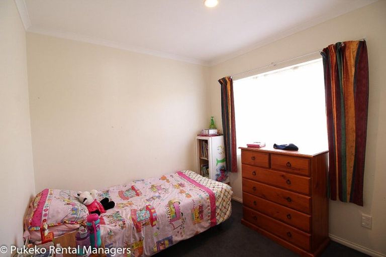 Photo of property in 9 Aronia Way, Goodwood Heights, Auckland, 2105