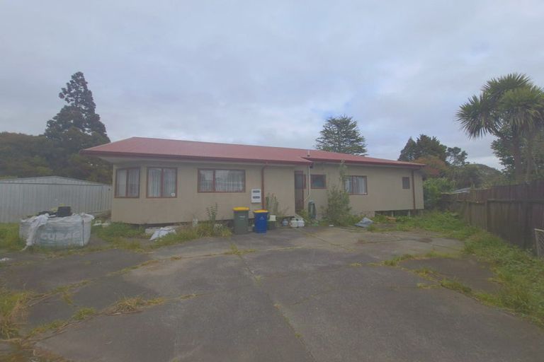 Photo of property in 8a Inver Street, Glen Eden, Auckland, 0602