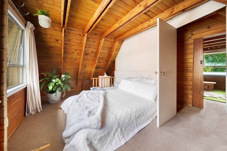 Photo of property in 69 Adamson Drive, Arrowtown, 9302