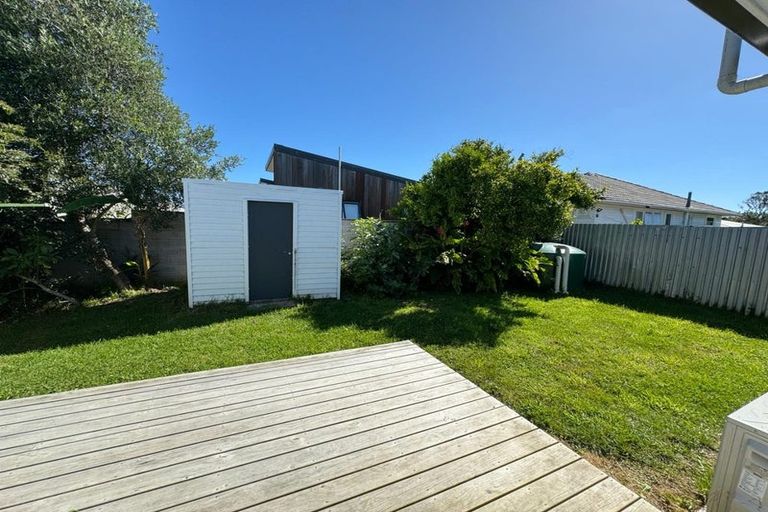Photo of property in 20 Tamariki Avenue, Kelston, Auckland, 0602
