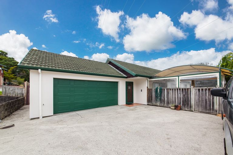 Photo of property in 66b Dundale Avenue, Blockhouse Bay, Auckland, 0600