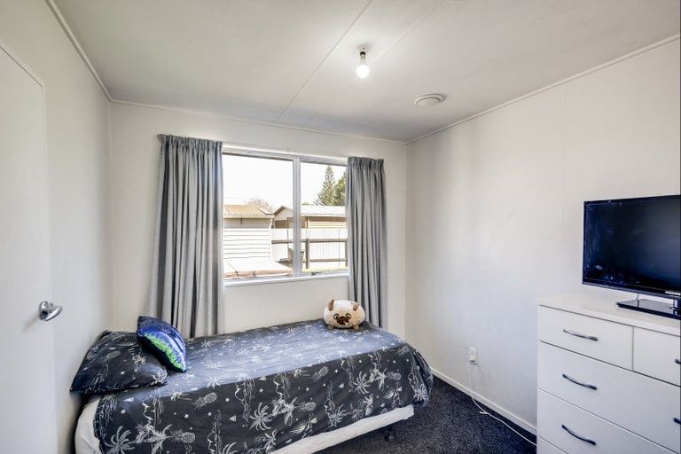 Photo of property in 8 Spriggs Crescent, Greenmeadows, Napier, 4112