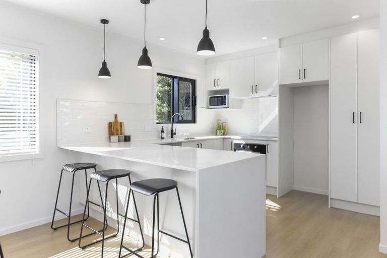 Photo of property in 13 Davita Place, Farm Cove, Auckland, 2012