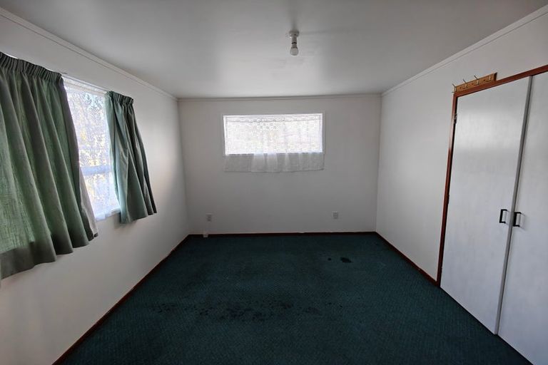 Photo of property in 5 Moncrieff Avenue, Clendon Park, Auckland, 2103