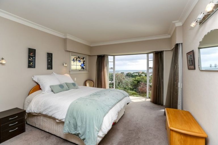 Photo of property in 374 Devon Street West, Lynmouth, New Plymouth, 4310