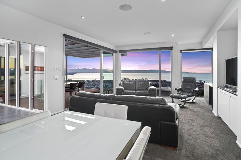 Photo of property in 9 Heemskerck Place, Britannia Heights, Nelson, 7010