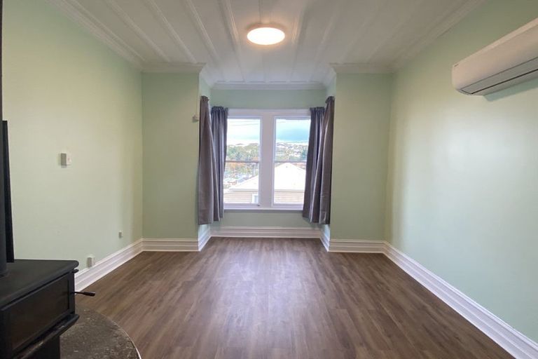 Photo of property in 8 Thomson Street, Lookout Point, Dunedin, 9011