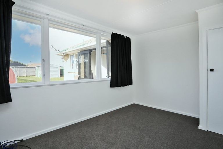 Photo of property in 11 Rothesay Place, Rockdale, Invercargill, 9812