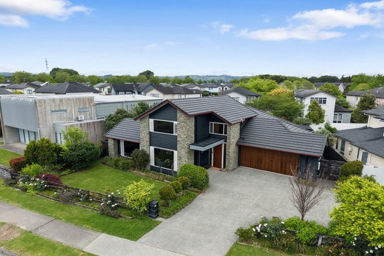 Photo of property in 10 Lake Drive, Karaka, Papakura, 2113