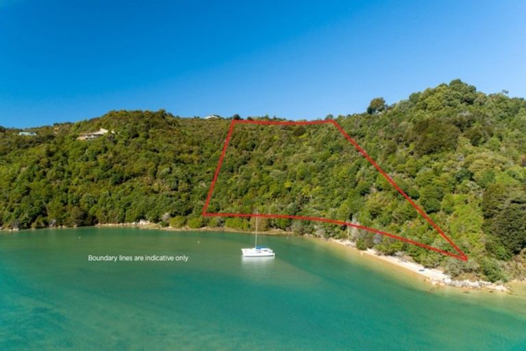 Photo of property in 26 Lady Barkly Grove, Kaiteriteri, Motueka, 7197