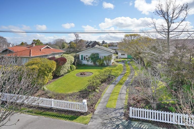 Photo of property in 86 Totara Street, Fendalton, Christchurch, 8041
