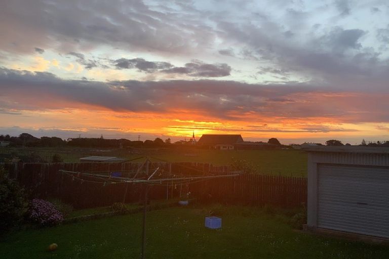 Photo of property in 13 Ponderosa Place, Opunake, 4616