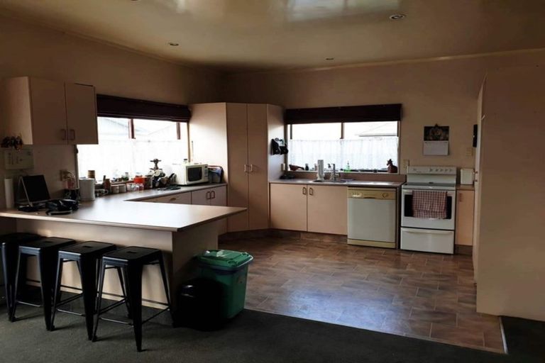 Photo of property in 105 Grays Road, Saint Leonards, Hastings, 4120