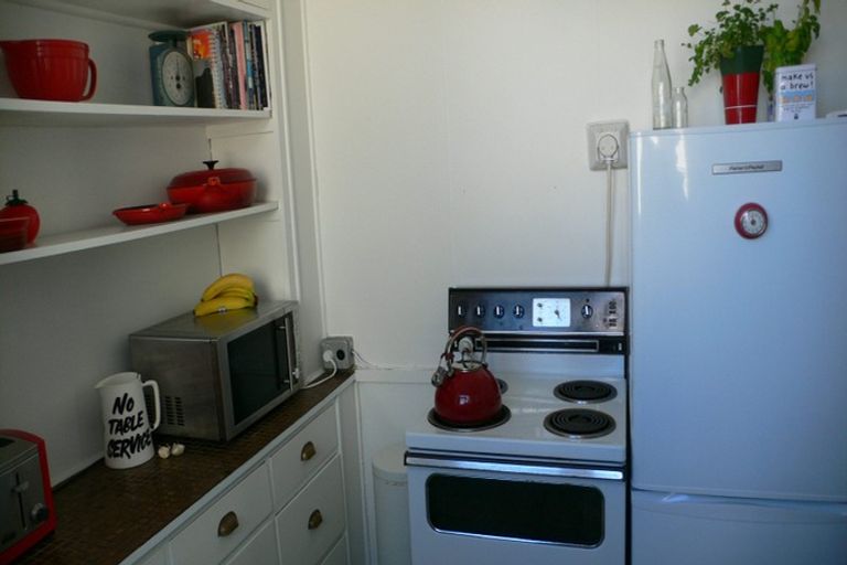 Photo of property in 8/1 Earls Terrace, Mount Victoria, Wellington, 6011