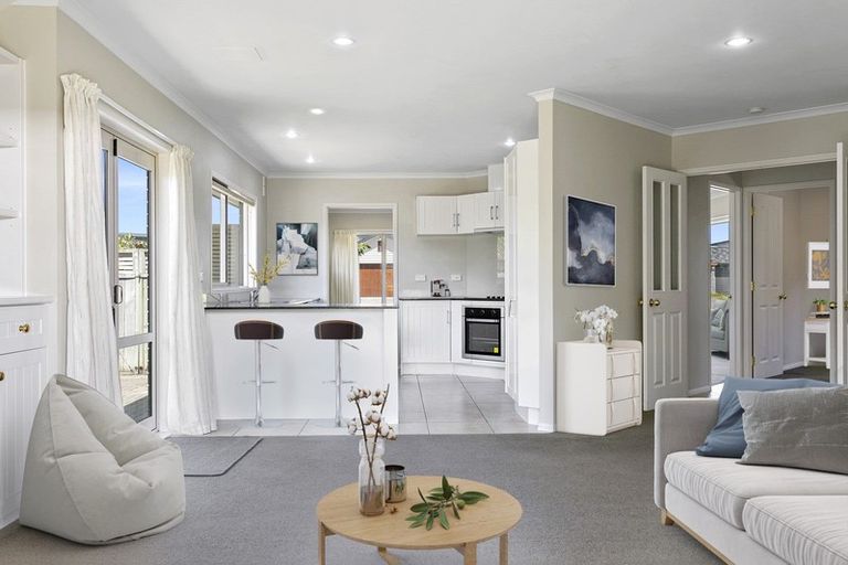 Photo of property in 14 Ernest Kemp Rise, Wharewaka, Taupo, 3330