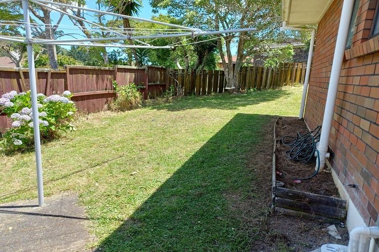 Photo of property in 24 Dianne Louise Drive, Half Moon Bay, Auckland, 2012