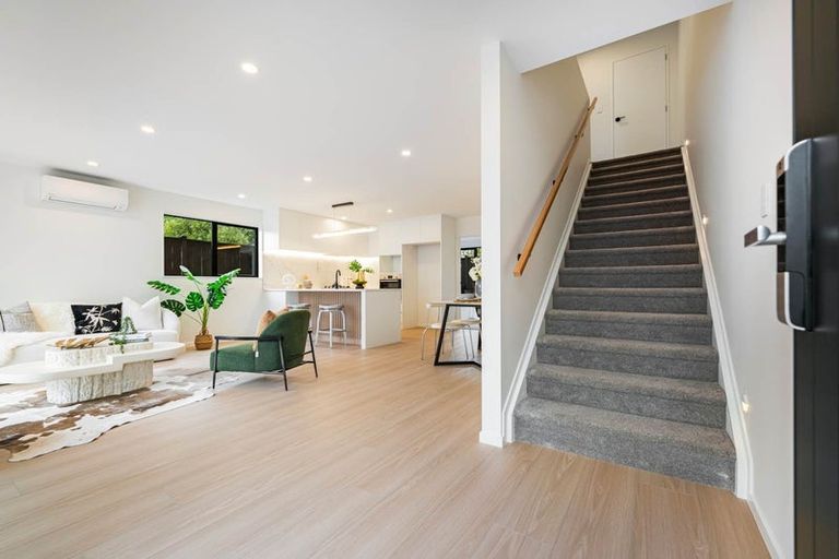 Photo of property in 31b Kurnell Drive, Botany Downs, Auckland, 2010