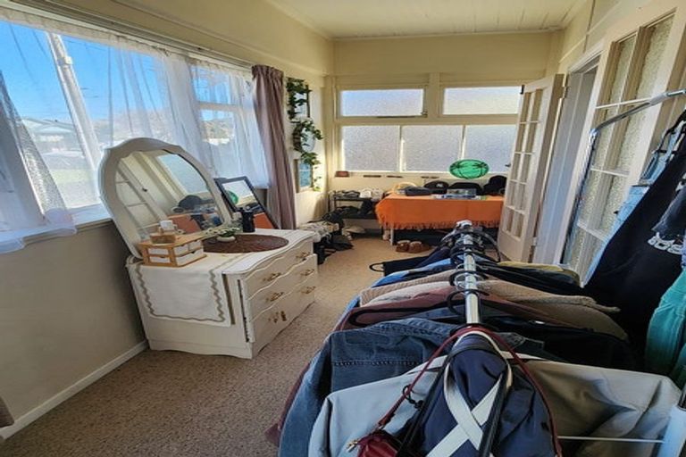 Photo of property in 37 Hume Street, Alicetown, Lower Hutt, 5010