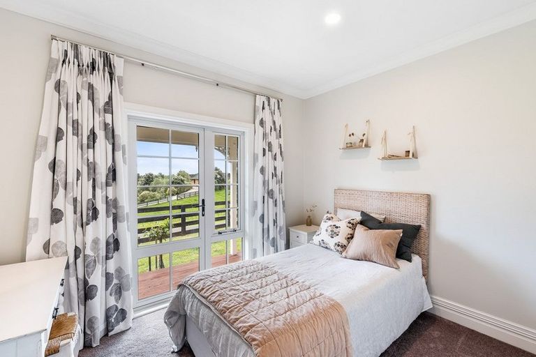 Photo of property in 191 Pukenamu Road, Te Horo, Otaki, 5581