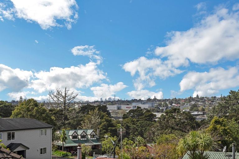 Photo of property in 69 Spence Road, Henderson, Auckland, 0612