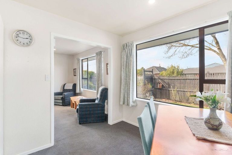 Photo of property in 2/61 Twyford Street, Bishopdale, Christchurch, 8053