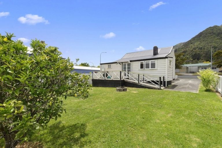 Photo of property in 27 Church Street, Te Aroha, 3320