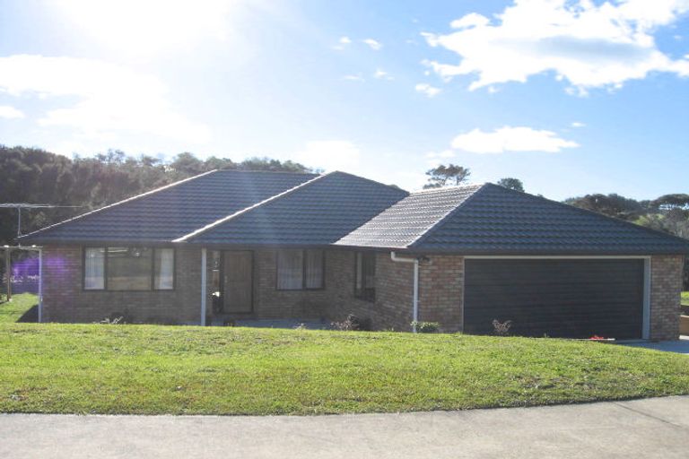 Photo of property in 12 Spinnaker Point, Haruru, 0204