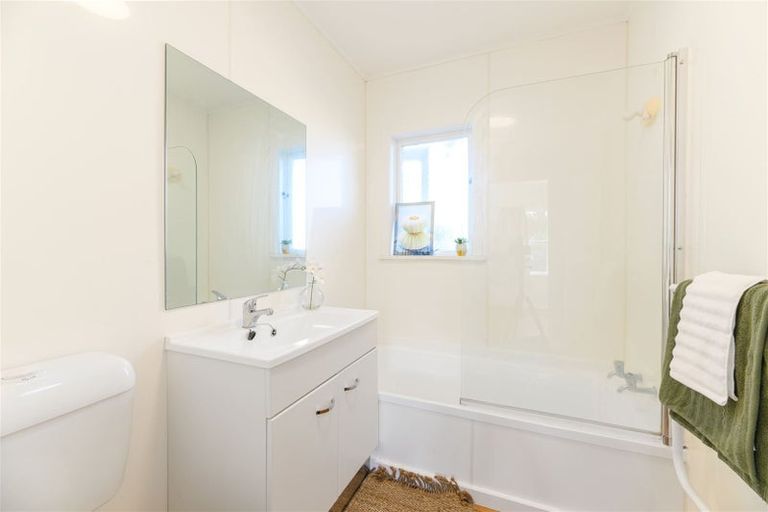 Photo of property in 4/120 Nile Road, Milford, Auckland, 0620