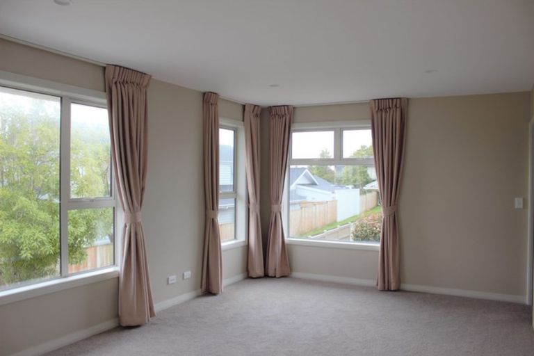 Photo of property in 74 Te Atatu Road, Te Atatu South, Auckland, 0610