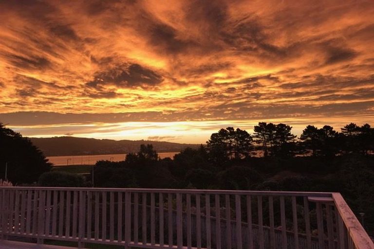 Photo of property in 12 Papakowhai Road, Papakowhai, Porirua, 5024